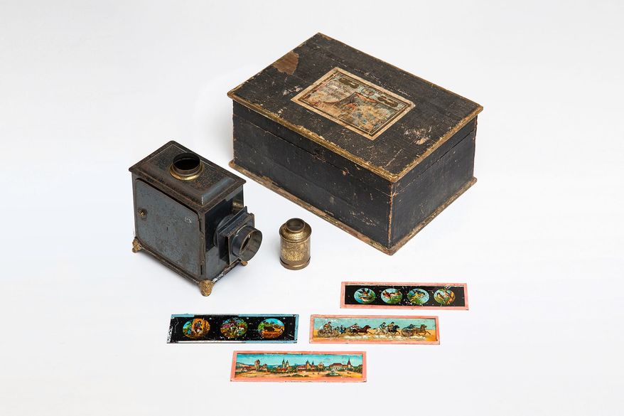 Magic Lantern from Anna Freud's collection | collection photography | © Freud Museum London